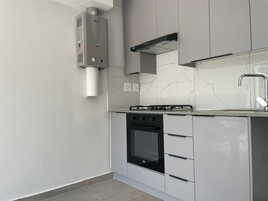 1 Bedroom Property for Sale in Table View Western Cape